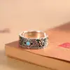 Nuevo anillo abierto de mariposa de esmalte estilo étnico vintage, anillo versátil de nicho de lujo ligero hecho a mano, directo del fabricante