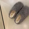 Chinelos de algodão, meias pantufas da moda para mulheres, 2026, que aumentam a altura, outono/inverno, fofos, bico fechado, para mulheres baixinhas, com forro de fleece, para usar ao ar livre
