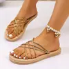 Sandalias planas antideslizantes de verano para exterior, sandalias tipo slip-on versátiles de talla grande, chanclas tejidas de moda, chanclas de dedo para mujer