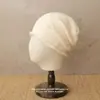 Gorro Cálido para Otoño e Invierno que Protege las Orejas para Hombres y Mujeres, Gorro de Punto Holgado Versátil a la Moda, Gorro de Hilo con Borde Enrollado para Adelgazar el Rostro