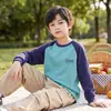 Camiseta de Manga Larga para Niños 26 Otoño Nuevo Estilo Camiseta Básica para Niños Mayores Versión Coreana Estampado de Letras Bloque de Color Top de Manga Raglán