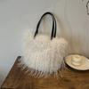 Bolso de mano de felpa con un solo hombro para mujer, de gran capacidad, elegante, para otoño e invierno, modelo nuevo 2026, transfronterizo