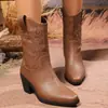 Botas de couro estilo western cowboy com bico fino e salto grosso, de comércio exterior transfronteiriço, retrô, para mulheres, novas, versáteis, de calçar fácil, tamanho grande, botas Martin