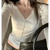 Camiseta básica de manga larga con cuello en V para mujer, estilo simple, corte ajustado, versátil, perfecta para usar en capas en otoño e invierno, prenda interior, capa base