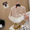 Camiseta Listrada de Manga Longa para Meninas Estilo Primavera e Outono Versão Coreana Patchwork de Renda Top Falso Duas Peças para Bebês e Crianças Camisa Camada Base Classe A