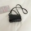2026 Bolso Cuadrado Pequeño Retro Nuevo para Mujer Bolso de Hombro Simple Versátil Bolso Cruzado Moda Nicho Bolso de Mano para el Trabajo