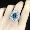 Europeu e Americano novo estilo cheio de diamante hexagonal cor anel do tesouro feminino de luxo embutido importado sintético ascut cor de diamante jóias de diamante