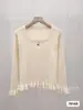 Top de tricô interno estilo coreano, novo para primavera e outono de 2026, com decote U, jovem, bordado de anime, corte justo, manga longa, pulôver