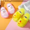 Chinelos Luminosos de Celebridade Cyber para Crianças Roupa da Moda de Verão para Meninas Sapatos Macios de Solado de Uma Tira Lojas Sapatos Antiderrapantes para Bebê Menina