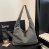 Bolsa tote de lona casual estilo japonês 2026 nova tendência de grande capacidade para axila para trabalho e deslocamento bolsa de ombro