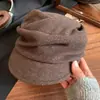 Boina plisada estilo japonés Yamamoto para mujer 2025 Otoño e Invierno Adelgazante Sombrero de hiedra Circunferencia de cabeza grande Versátil Sombrero de artista