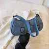 Bolso de Diseño Nicho 2023 Nueva Moda Verano Popular Bolso de Mujer Bolso de Hombro Cruzado a la Moda Bolso de Axila de Alta Gama