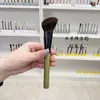 Pincel de Contorno com Pelo de Esquilo e Lado Angulado, Pelo Animal para Contorno e Sombreamento Facial, Feito à Mão em Cangzhou, Macio e Bem Adaptado