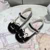 Zapatos casuales y relajados de estilo francés para uso diario de mujer, moda de moda de venta caliente 2026 para chicas jóvenes y moda estilo Lolita