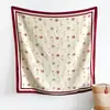Lenço quadrado de seda artificial de alta qualidade com estampa de rosas estilo coreano para mulheres, fino, elegante, luxo leve, lenço e xale estilosos para mulheres