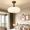 Luminária de Teto para Quarto, Estilo Antigo, Lâmpada LED Redonda Plissada Criativa e Moderna, Luminária de Quarto Francesa Simples e Brilhante com Proteção para os Olhos