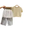 NYPP Corea del Sur Ropa Infantil Primavera y Verano Nuevo Estilo Coreano Pola Conjunto de Tres Piezas para Niñas de Punto Manga Corta Pantalones Vaqueros de Pierna Ancha 'Cortina de Culo'