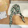 Bufanda Triangular de Cuadros de Nicho Estilo Coreano, Bufanda Pequeña Versátil Azul Nuevo Retro, Pañuelo para la Cabeza Casual Artístico de Otoño, Bufanda de Seda