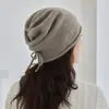 Cachecol 2026 Outono/Inverno Novo Chapéu Feminino Padrão Diamante Borda Enrolada Cordão Soltinho Quente Proteção para Orelhas Gorro Casual de Tricô
