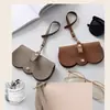 Bolsa para Óculos, Elegante Couro PU EDC Portátil Estojo Protetor para Armazenamento de Óculos de Sol e de Leitura, Pode Ser Pendurada