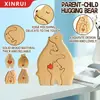 Adorno de Rompecabezas de Madera con Oso Abrazando a su Cría Transfronterizo para Dormitorio y Sala de Estar, Artesanías de Madera Maciza Familiares Cálidas para Exportación