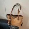Moda Tendência Nova Outono e Inverno 2025 Transfronteiriça Bolsa Grande de Grande Capacidade Bolsa de Ombro Estilo Feminino Bolsa Tote de Axila