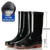 Botas de lluvia de caña alta, engrosadas, resistentes al desgaste, con suela de goma, zapatos impermeables para hombres y mujeres, antideslizantes, resistentes a ácidos y álcalis, botas de lluvia cálidas, adecuadas para sitios de construcción y lavado de autos