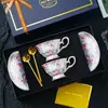 Conjunto de café de cerâmica requintado de luxo leve de alta qualidade, conjunto de caixa de presente de xícara de café vintage de porcelana de osso de alto valor, presente de casamento
