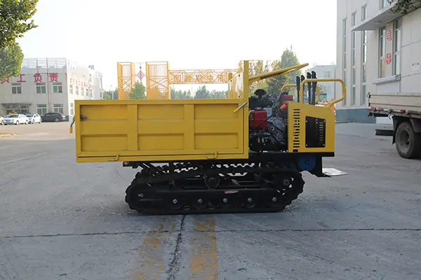 1.5吨履带运输车2.JPG