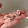 Pendientes de Flor con Textura Irregular de Diseño de Nicho Estilo Coreano para Mujer, Lujo Accesible, Gama Alta, Pendientes Versátiles y Sencillos para Mujer