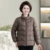 Inverno Novo Roupas de Algodão com Penugem Roupas Femininas para Mulheres de Meia-Idade e Idosas Roupas de Algodão Emagrecedoras Moda Redutora de Idade Mãe de Meia-Idade Jaqueta de Algodão Leve