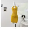 Vestido Tejido de Estilo Sexy Puro Deseo Calado con Cuello Halter para Mujer Verano 2026 Nueva Llegada Ajuste a la Cintura Adelgazante Falda que Abraza las Caderas