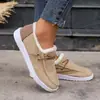 Zapatos de mujer nuevos estilo europeo y americano, suela gruesa, forrados de pelo, caña baja, cálidos, talla grande, color liso, venta al por mayor de zapatos de algodón Amazon