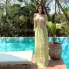 Atuendo de Vacaciones en la Costa Estilo Isla Ootd Conjunto Impresionante Estimulante de Dopamina para Sesión de Fotos Vestido Largo de Playa de Dos Piezas con Ambiente