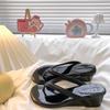 Sandálias, Saltos Plataforma que Aumentam a Altura, Saias, Roupas de Exterior, Sapatos Vermelhos de Verão, Sapatos Femininos, Chinelos, Saltos Altos