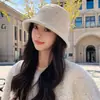 Gorro de Pescador Tejido de Otoño e Invierno Moda Versátil Circunferencia de Cabeza Grande Gorro de Cubo de Lana Cálido A prueba de Viento Sencillo Temperamento Gorro de Cubo