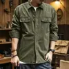 Camisa de trabajo de moda estilo americano, chaqueta de manga larga para hombre para primavera y otoño, corte holgado, elegante camisa de mezclilla con cuello de solapa