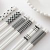 Palillos de Cerámica Simples, Fáciles de Limpiar, Resistentes a Altas Temperaturas, Saludables, Modernos, Alto Valor Estético, Uso Doméstico, Palillos de Porcelana Ósea, Venta al por Mayor, Alto Valor Estético