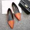 Sapatilhas Pointed-Toe Confortáveis com Solas Macias para Mulheres, Novidade Tendência Versátil Primavera/Verão 2025 Sapatos Slip-On para Mulheres