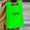 Celebridad de Internet Bolso Llamativo Bolso Abrazo Bolso Cafetería Alto Nivel Verde Fluorescente Taza de Papel para Café Bolso de Mano Bolsa de Papel Logo Personalizado