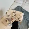 Bolso Cruzado de Hombro Nuevo Estilo 2026 con Acabado Texturizado, Diseño Minimalista de Nicho Primavera, Bolso Cuadrado Pequeño Elegante y a la Moda