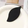 Tiras Colgantes de Hoja de Cuero PU Creativas Transfronterizas Accesorios Decorativos Semiacabados Bolsas Versátiles Mochilas Accesorios para Llaveros