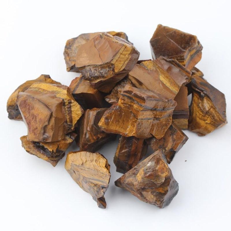 Quartz crystal raw rough stone