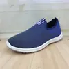 Retail26 Novos Modelos de Sapatos Slip-On com Solas de Borracha Macia para Homens, Tênis Esportivos Casuais Respiráveis em Fly-Knit, Malha de Algodão