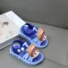 2025 Novos Sapatos de Verão para Meninos e Meninas Bebês Desenho Animado Antiderrapante Solado Macio para Passeio Bebê Atacado