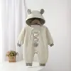 Roupas de Bebê, Macacão com Tema de Urso, Estilo Primavera e Outono, Macacão Super Estiloso para Uso Externo para Meninos e Meninas
