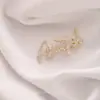 Broche de Laço Coração Simples para Mulheres, Corsage de Luxo, Alfinete Anti-Exposição para Gola Feminina, Alfinete de Cardigã, Acessório de Roupa