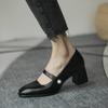 Sapatos Mary Jane de salto alto e salto grosso femininos retrô primavera e verão novos sapatos de camada única estilo Hepburn francês bico quadrado sapatos de couro