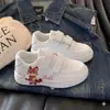 Zapatos para Niña Otoño 2026 Nuevo Modelo Zapatos Deportivos Blancos con Velcro para Niños Mayores Zapatos Casuales de Piel con Suela Gruesa