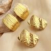 Pendientes de acero inoxidable de oro de 18 quilates con textura geométrica y personalidad exagerada para mujer.